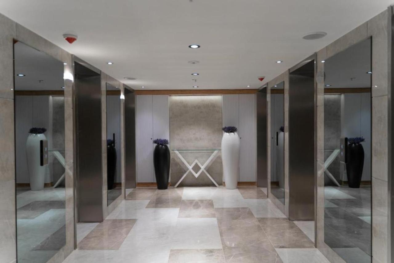 Elegance Sea View Aparthotel In Orbi City Batumi Exterior photo