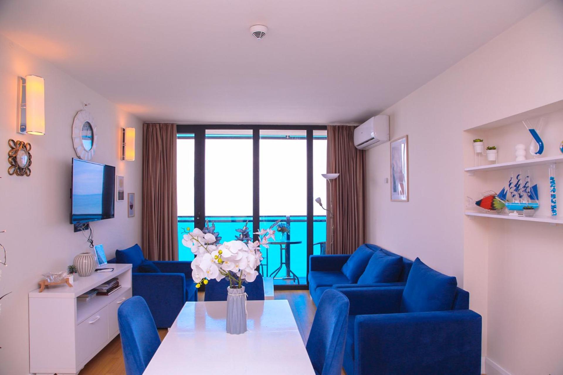 Elegance Sea View Aparthotel In Orbi City Batumi Exterior photo