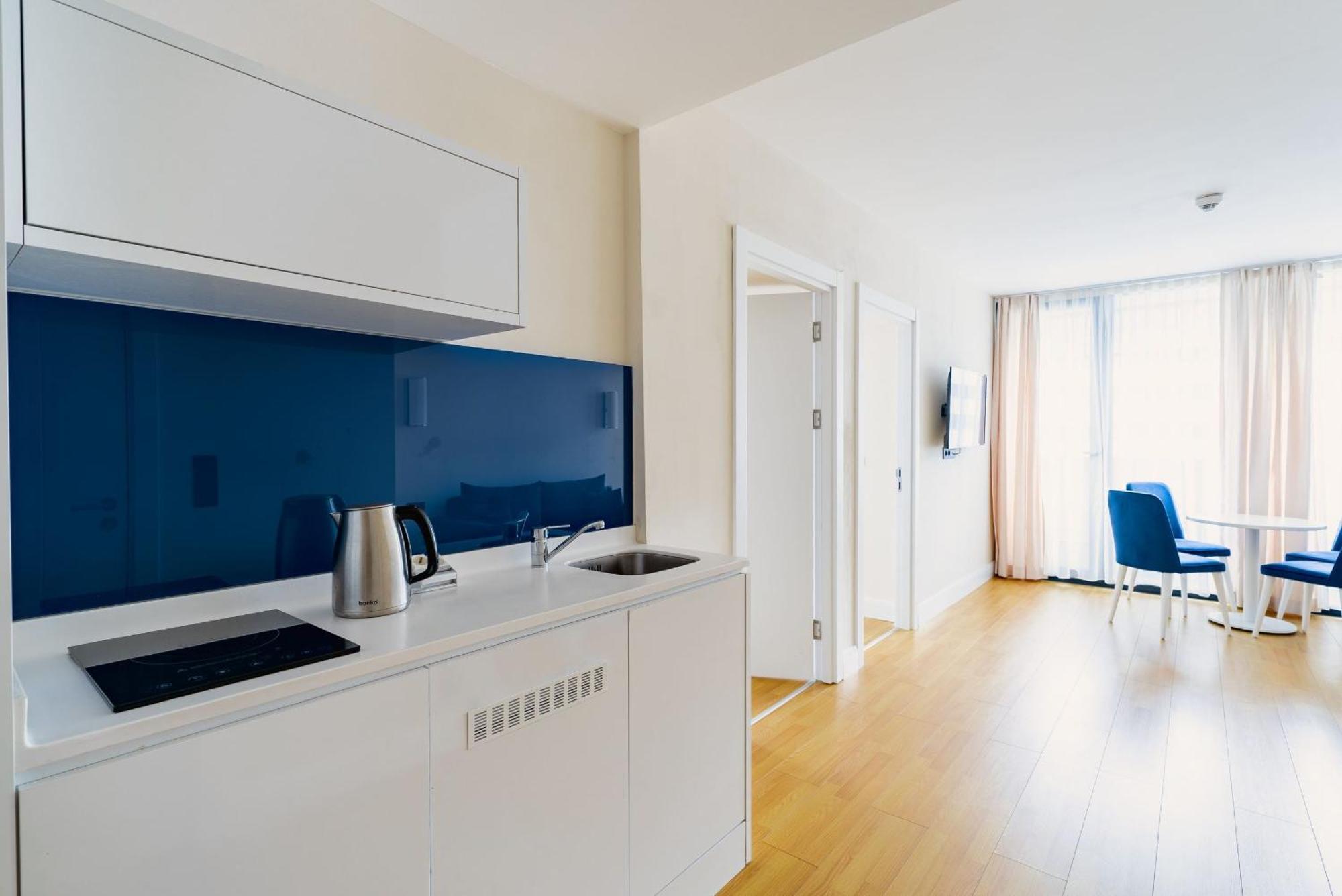 Elegance Sea View Aparthotel In Orbi City Batumi Exterior photo